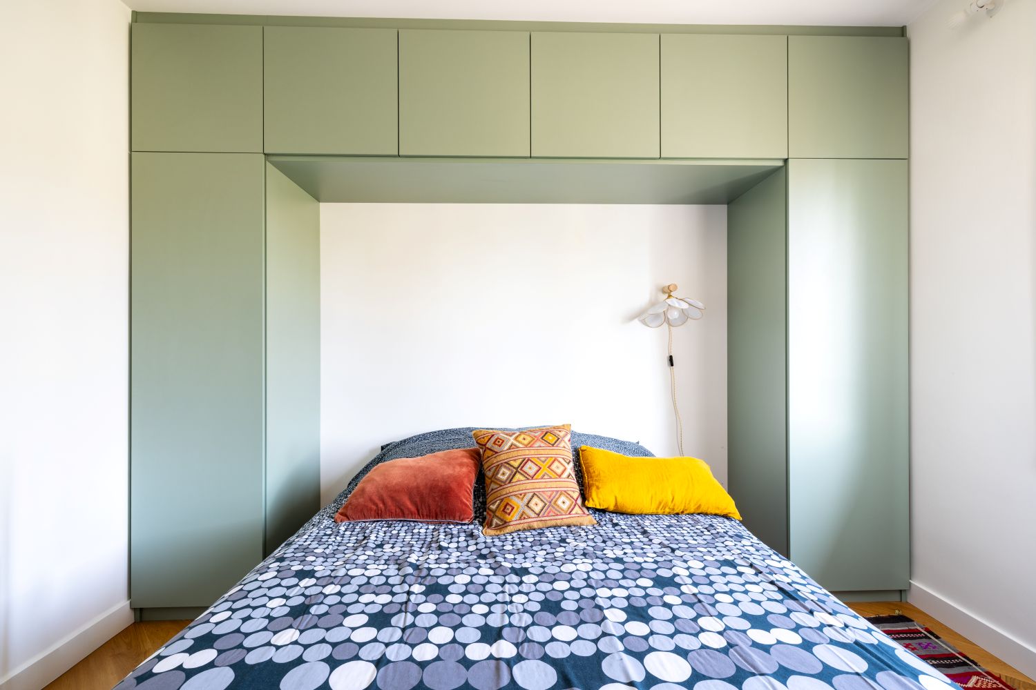 Chambre parentale meuble vert